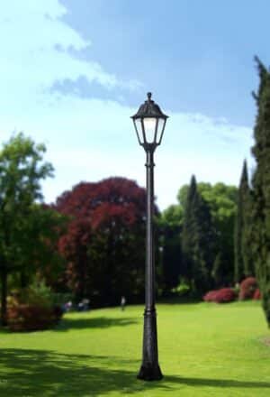 Ricu/Noemi Black Clear E27 Tall Single Post Light
